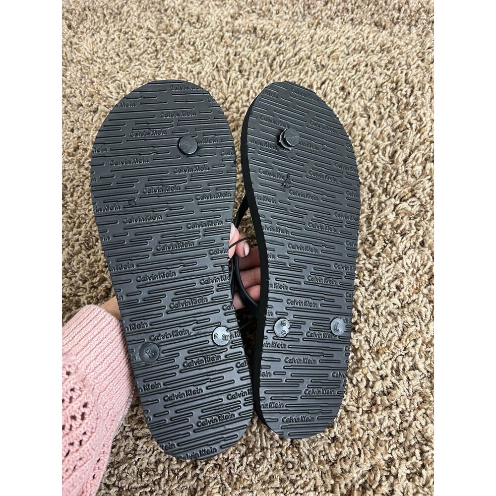 Calvin Klein Logo Flip Flops Black White Thong Sandals Women Size 9-10 Monogram - Picture 6 of 8